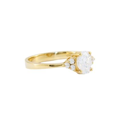 ealendyl-yellow-moissanite-2