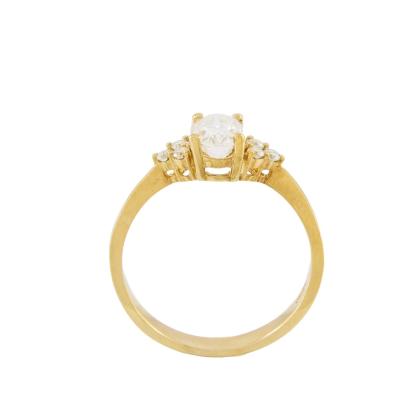 ealendyl-yellow-moissanite-3